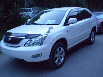 2003 Toyota Harrier Pictures