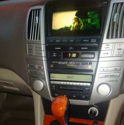 2003 Toyota Harrier Images