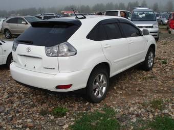 2003 Toyota Harrier Photos