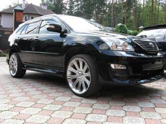 2003 Toyota Harrier Pictures