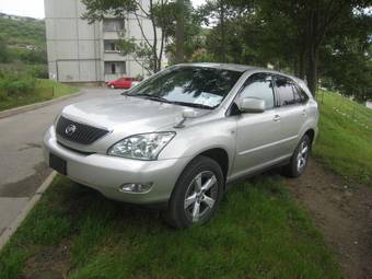 2003 Toyota Harrier Photos