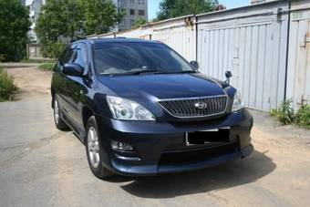 2003 Toyota Harrier Photos