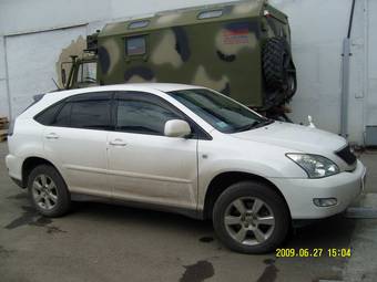 2003 Toyota Harrier Photos