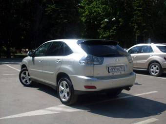 2003 Toyota Harrier Photos