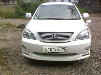 2003 Toyota Harrier Photos