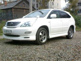 2003 Toyota Harrier Pictures