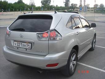 2003 Toyota Harrier Pictures
