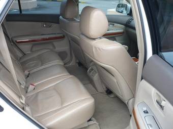 2003 Toyota Harrier Images