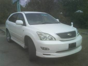 2003 Toyota Harrier Photos