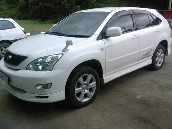 2003 Toyota Harrier Pictures