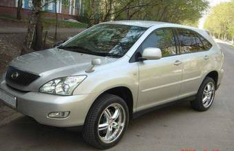 2004 Toyota Harrier