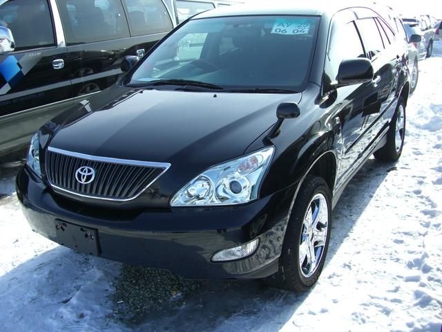 2004 Toyota Harrier