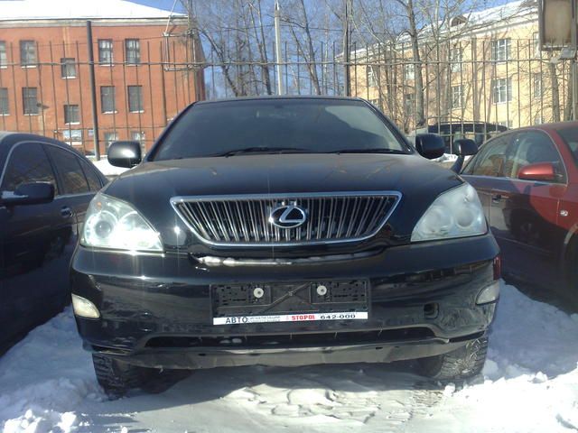 2004 Toyota Harrier