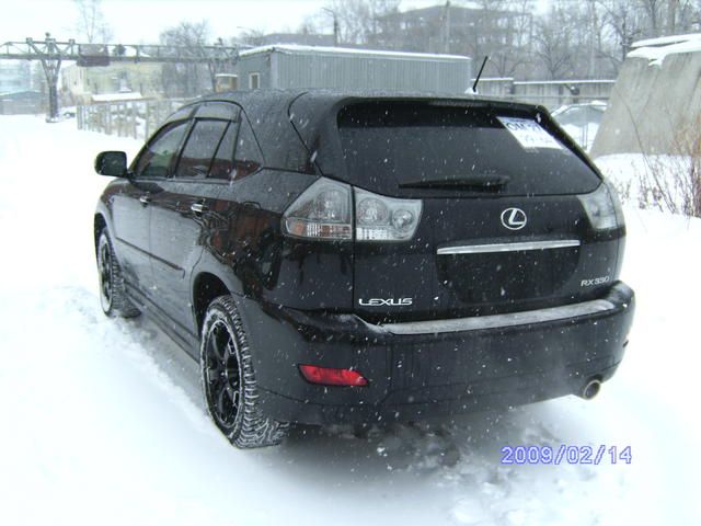 2004 Toyota Harrier