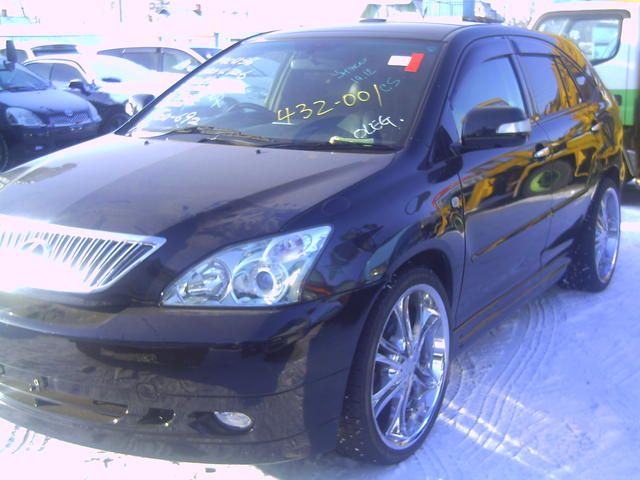 2004 Toyota Harrier