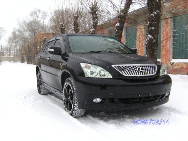 2004 Toyota Harrier