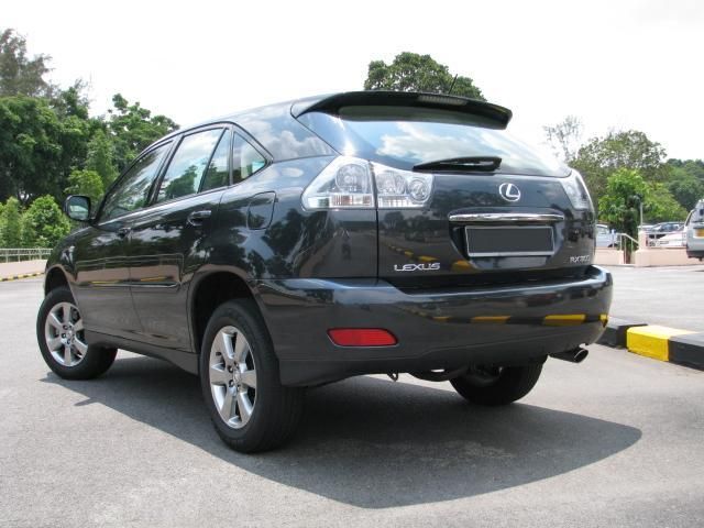 2004 Toyota Harrier