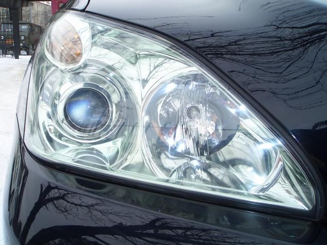 2004 Toyota Harrier