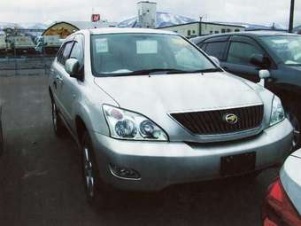 2004 Toyota Harrier