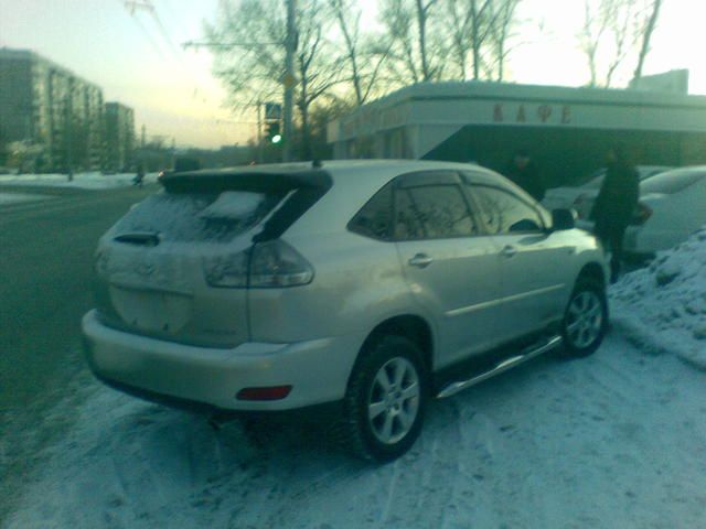 2004 Toyota Harrier