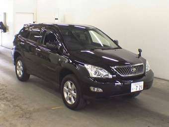 2004 Toyota Harrier