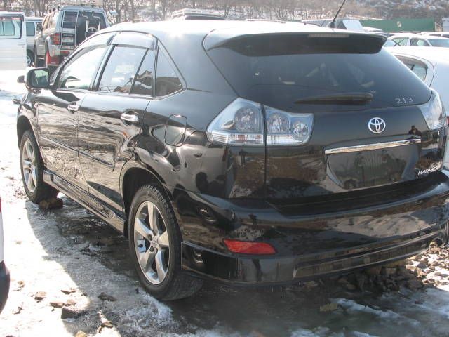 2004 Toyota Harrier