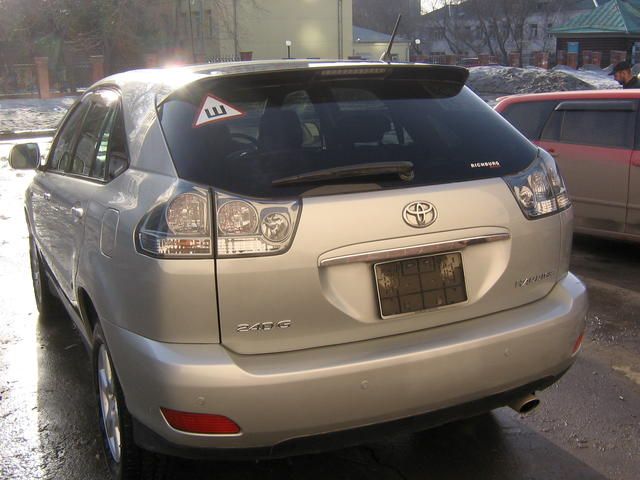 2004 Toyota Harrier