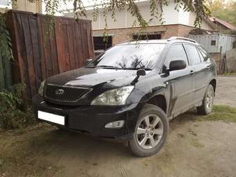 2004 Toyota Harrier