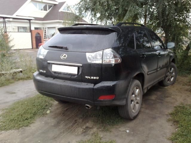 2004 Toyota Harrier