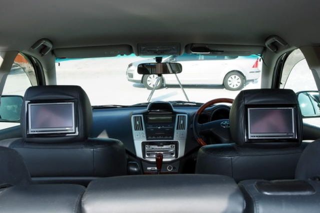 2004 Toyota Harrier