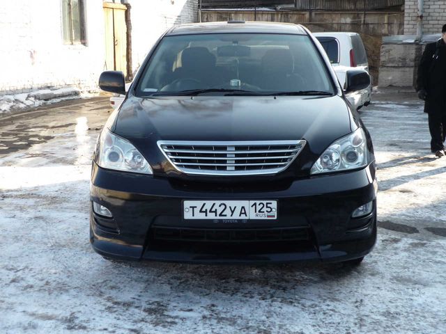 2004 Toyota Harrier