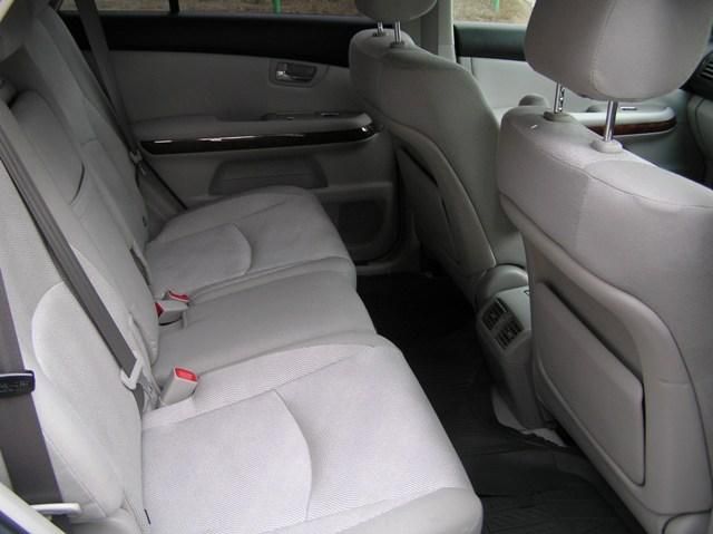 2004 Toyota Harrier