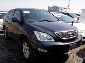 2004 Toyota Harrier