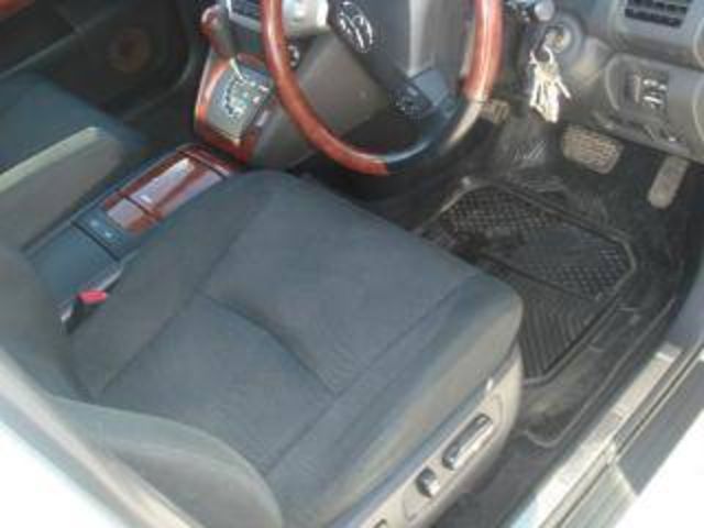 2004 Toyota Harrier
