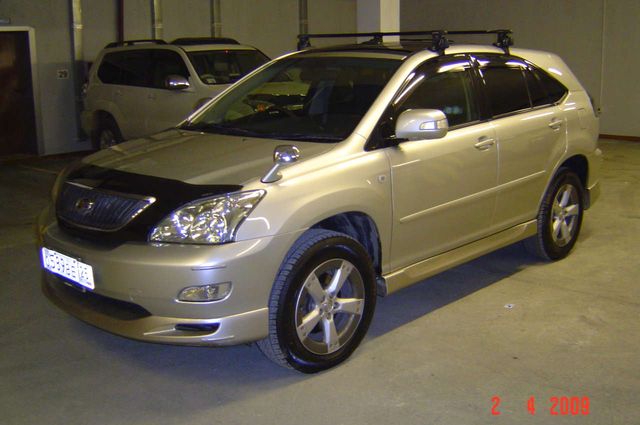 2004 Toyota Harrier