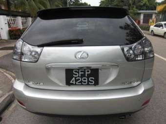 2004 Toyota Harrier Photos