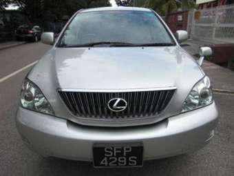 2004 Toyota Harrier Pictures