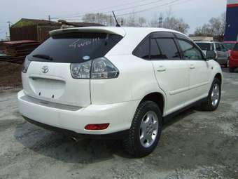2004 Toyota Harrier Pictures