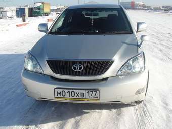 2004 Toyota Harrier Photos