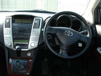 2004 Toyota Harrier For Sale