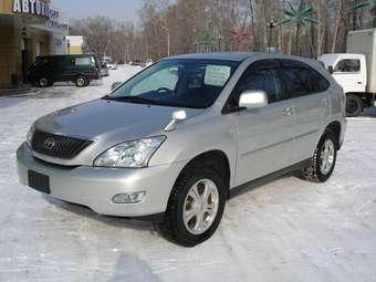 2004 Toyota Harrier Pictures