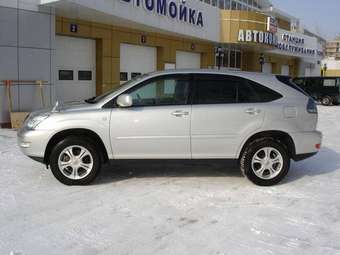2004 Toyota Harrier Photos