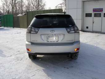 2004 Toyota Harrier Pictures