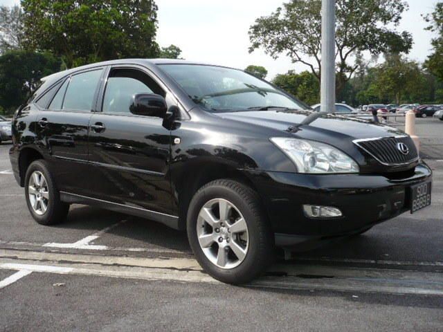 2004 Toyota Harrier