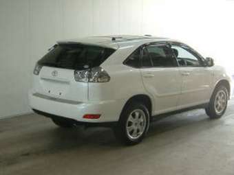 2004 Toyota Harrier Pictures