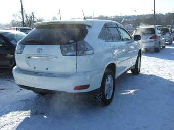 2004 Toyota Harrier Photos