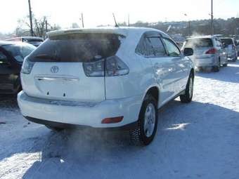 2004 Toyota Harrier Photos