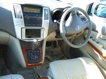 2004 Toyota Harrier For Sale