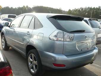 2004 Toyota Harrier Pictures