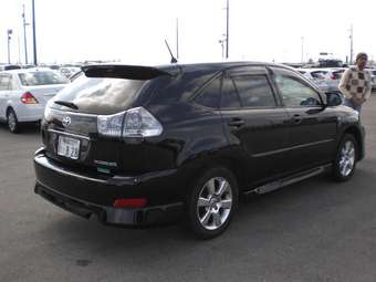 2004 Toyota Harrier Pictures